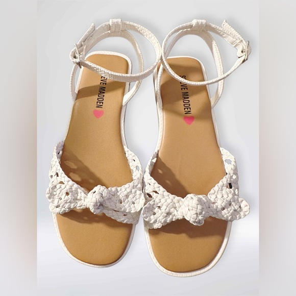 NEW Steve Madden Girl’s Open Toe/Back Raffia Sandals White Size 1 - Picture 1 of 14